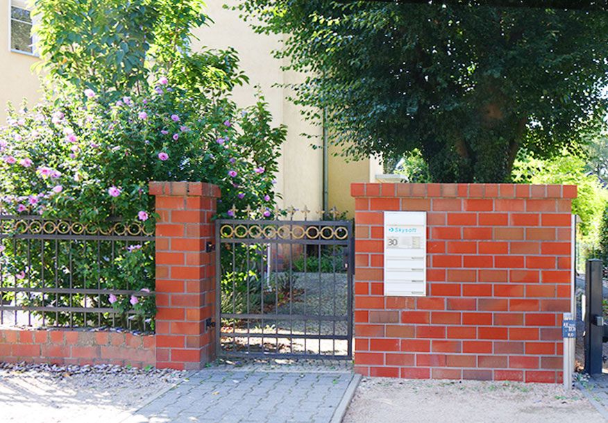 Briefkästen und Briefkastenanlagen als Neuinstallation vor Vandalismus schützen Briefkästen und Briefkastenanlagen als Neuinstallation vor Vandalismus schützen
