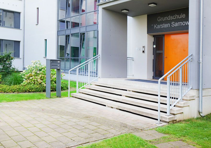 Die neuesten Briefkastenanlagen mit beleuchteten Straßennamen und weiteren Beschriftungen auf Kundenwunsch lieferbar Die neuesten Briefkastenanlagen mit beleuchteten Straßennamen und weiteren Beschriftungen auf Kundenwunsch lieferbar